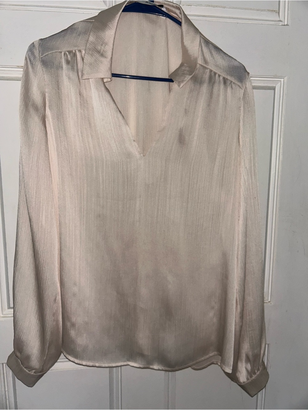 JustFab Cream Satin V-Neck Long Sleeve Blouse
